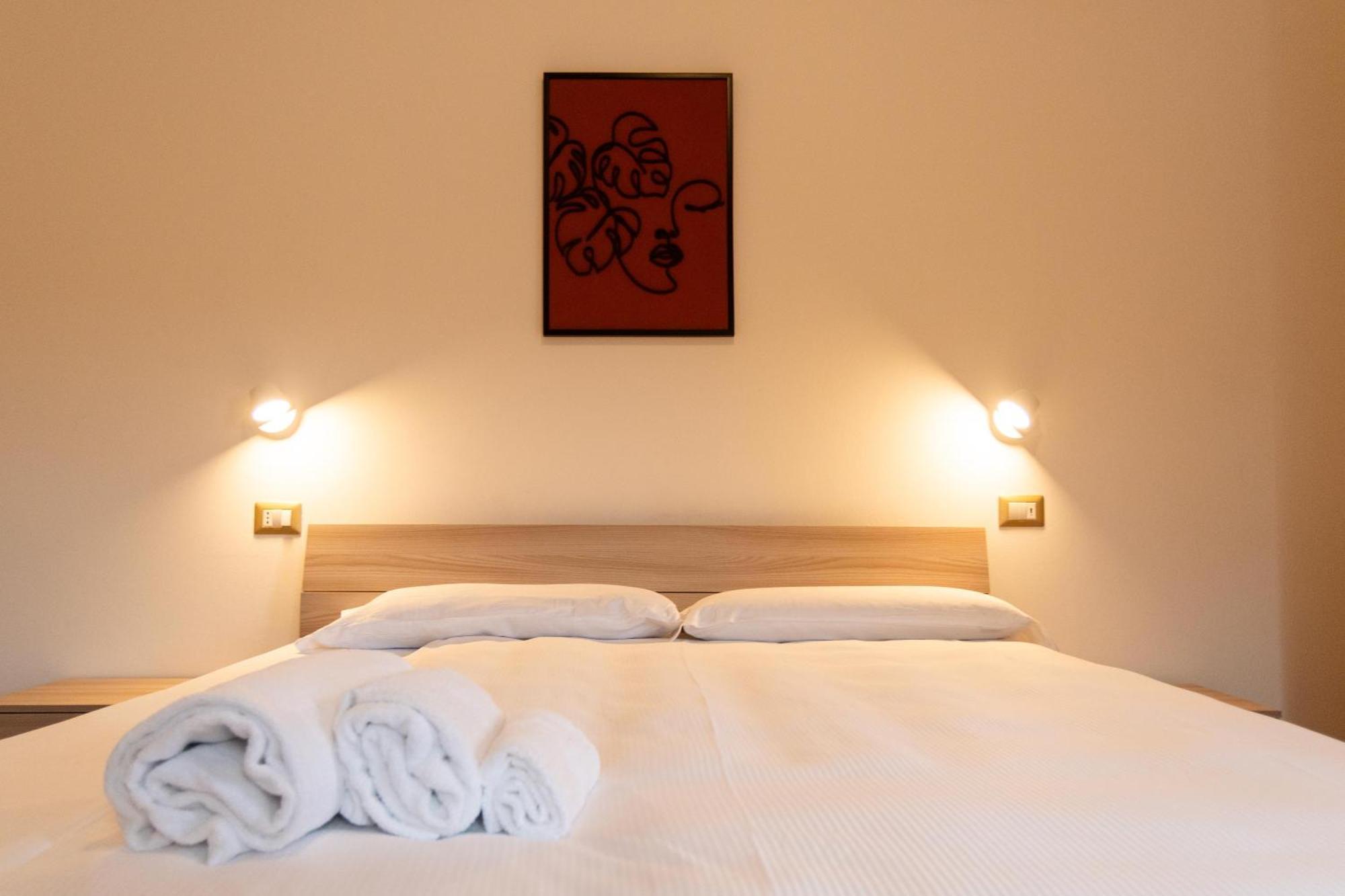Vigneto - Italian Restaurant & B&B Villa Rosa Di Martinsicuro 외부 사진