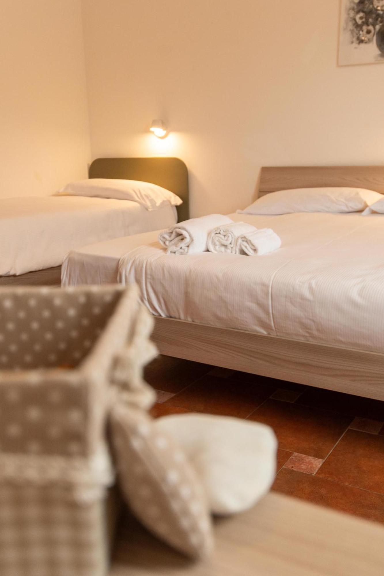 Vigneto - Italian Restaurant & B&B Villa Rosa Di Martinsicuro 외부 사진